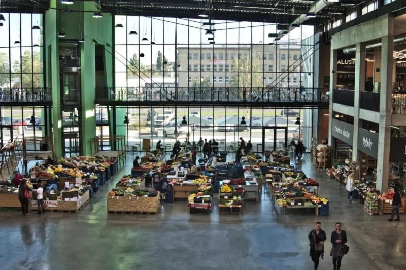 Krasny Utulny Byt S Balkonom A Parkovanim! Pressburg Exterior foto